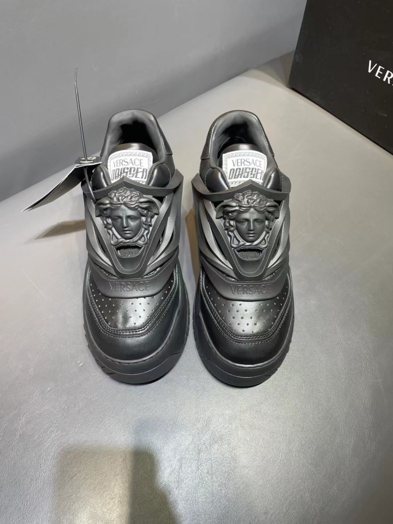 Givenchy Sneakers